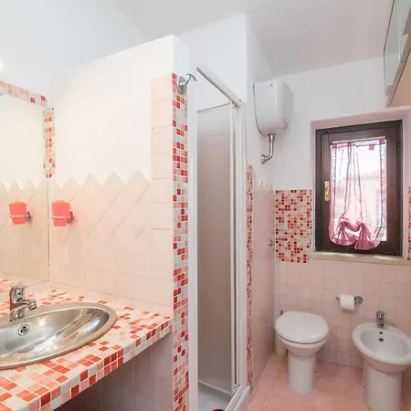 Manoa 5 Apartman *