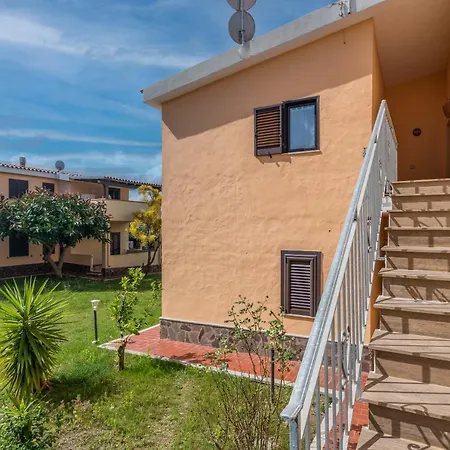 Manoa 5 Apartman *